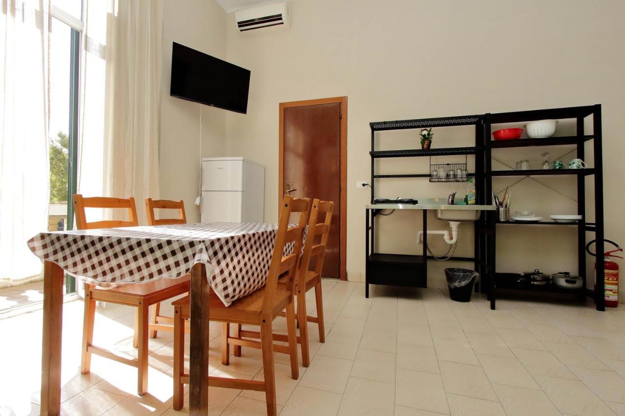 Residence Apartment Lucky Stars Roma Esterno foto